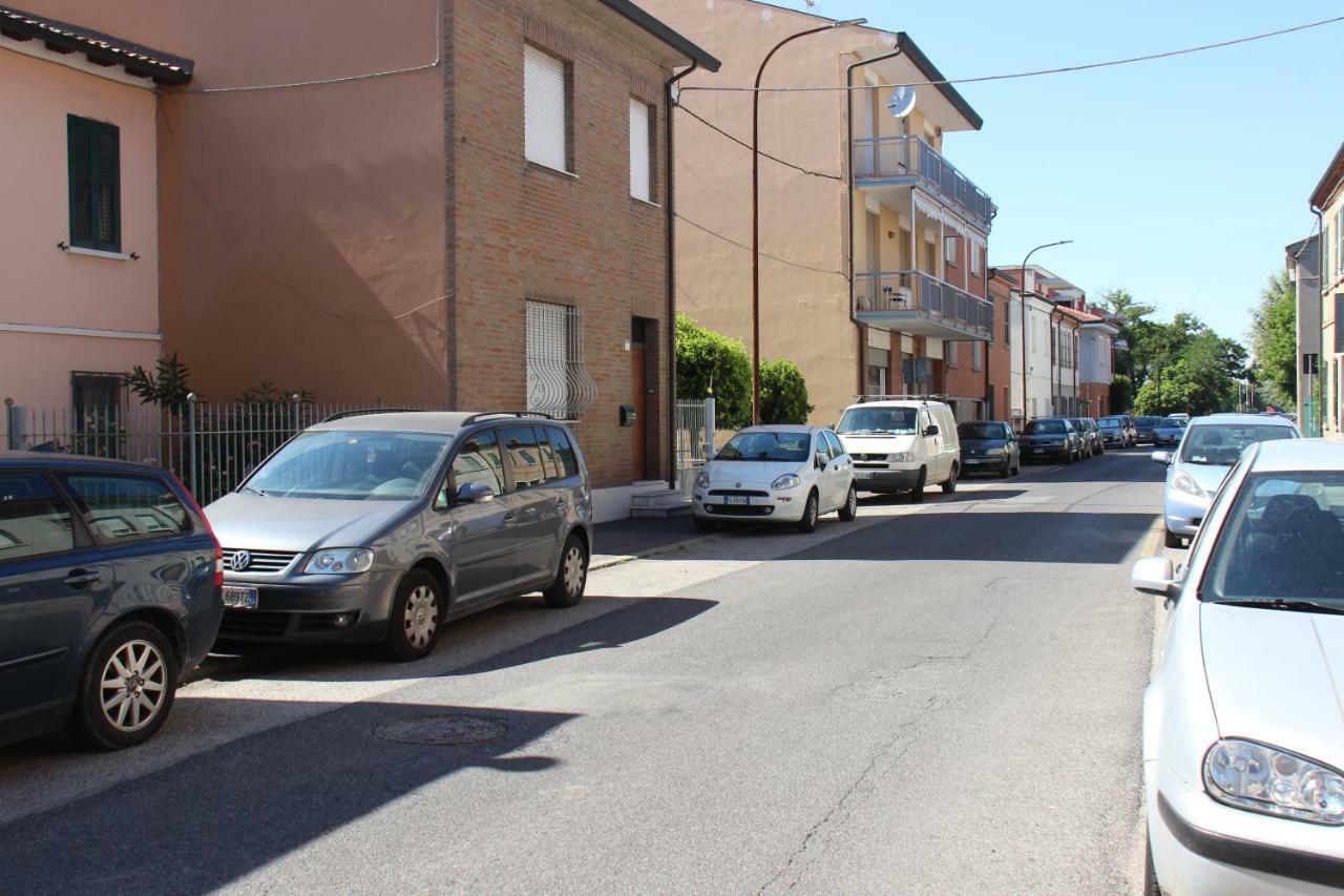 Accogliente Casa Indipendente Con Wi-Fi Gratuito, A Due Passi Dal Centro E Dalle Attrazioni Равенна Экстерьер фото